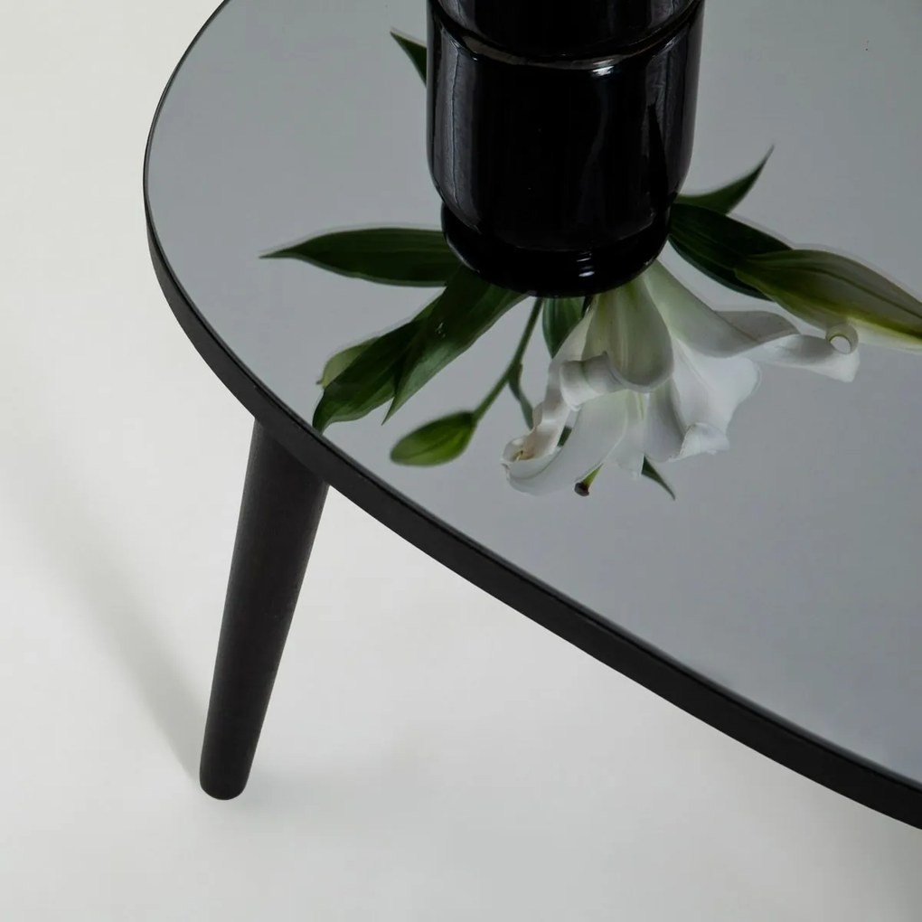 Konferenčný stolík Gusto Black s tmavým sklom