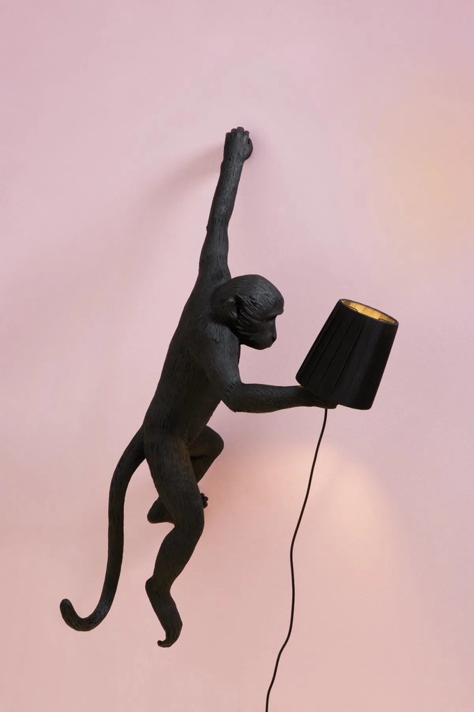 Stolná lampa Monkey sediaca čierna
