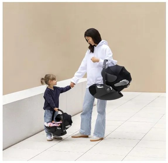 Simba Autosedačka vajíčko pre bábiky Corolle MGP 36-42cm Cybex  (100393397)