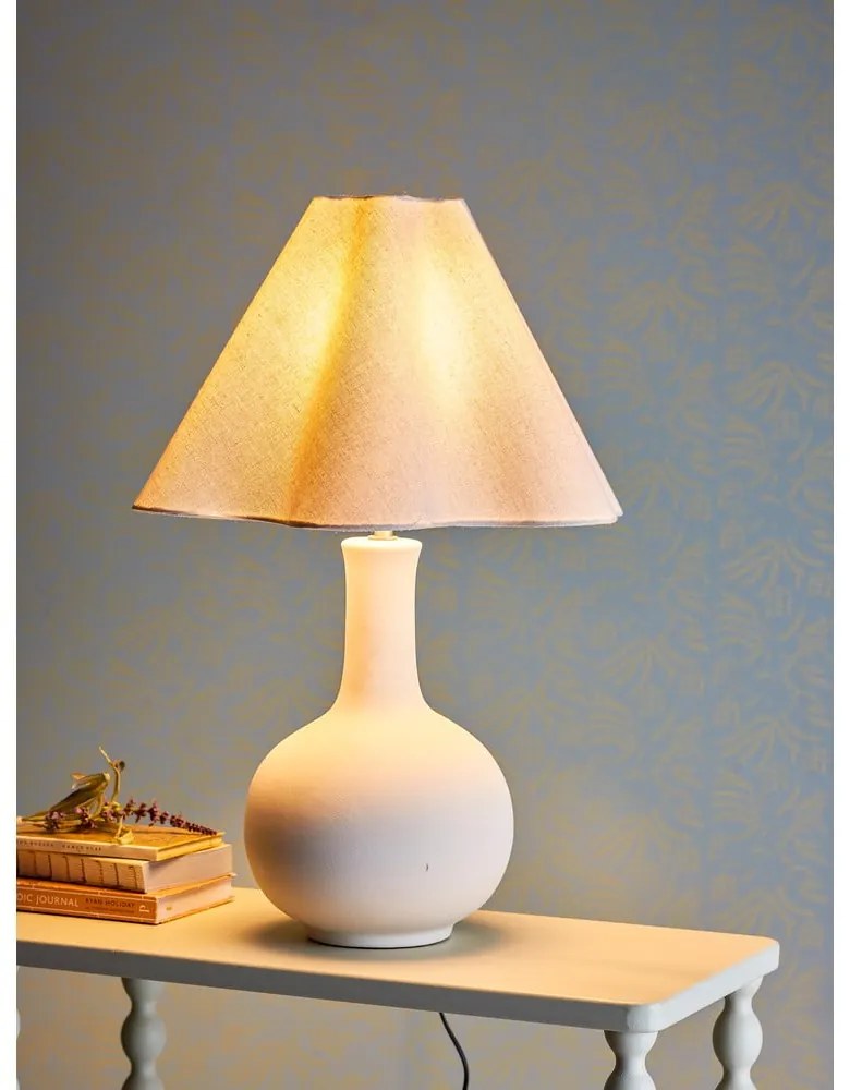 Krémová stolová lampa s textilným tienidlom (výška 60 cm) Heide – Bloomingville