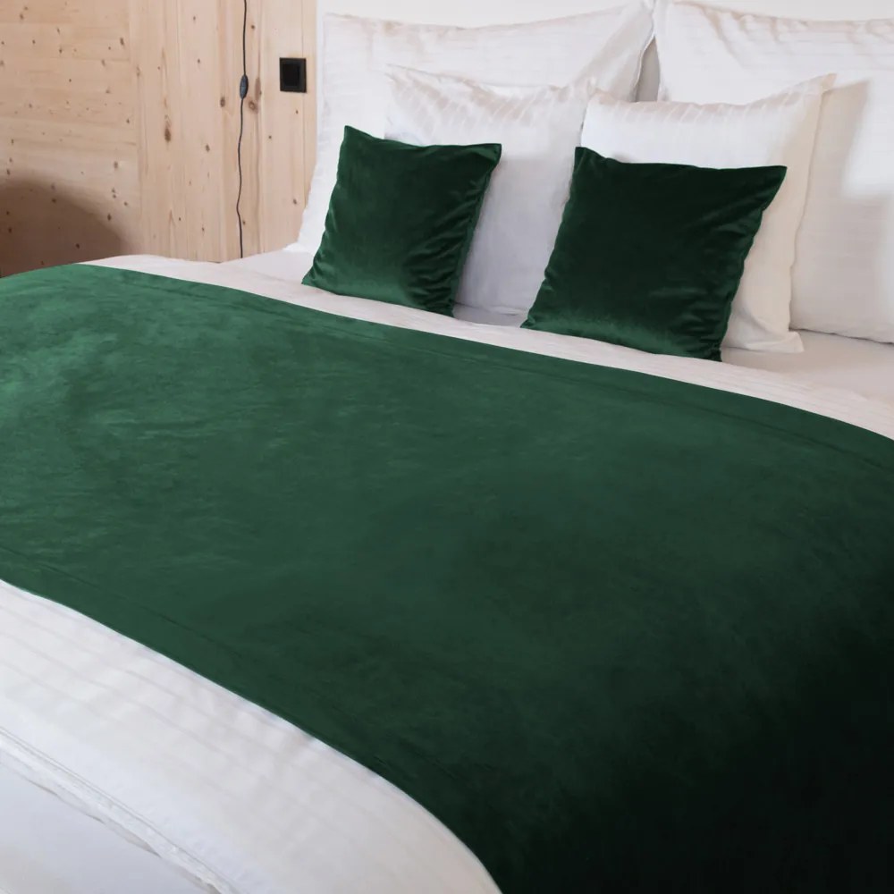 Biante Zamatový prehoz na posteľ Velvet Prémium SVP-040 Lesná zelená 200x220 cm
