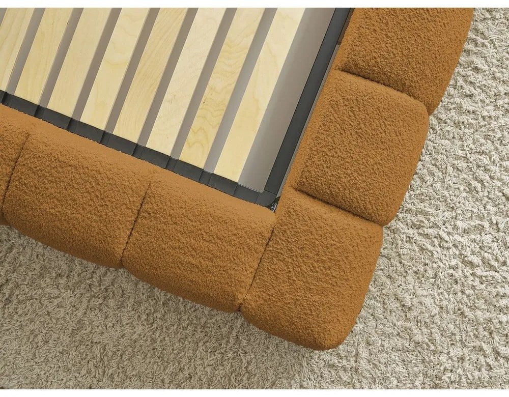 Čalúnená dvojlôžková posteľ s úložným priestorom s roštom 180x200 cm v horčicovej farbe Mont Blanc – Bobochic Paris