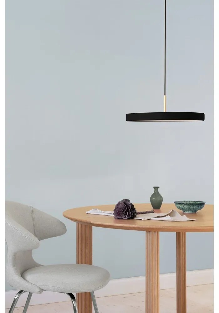 Čierne LED závesné svietidlo so stmievačom s kovovým tienidlom ø 43 cm Asteria Plus Medium – UMAGE