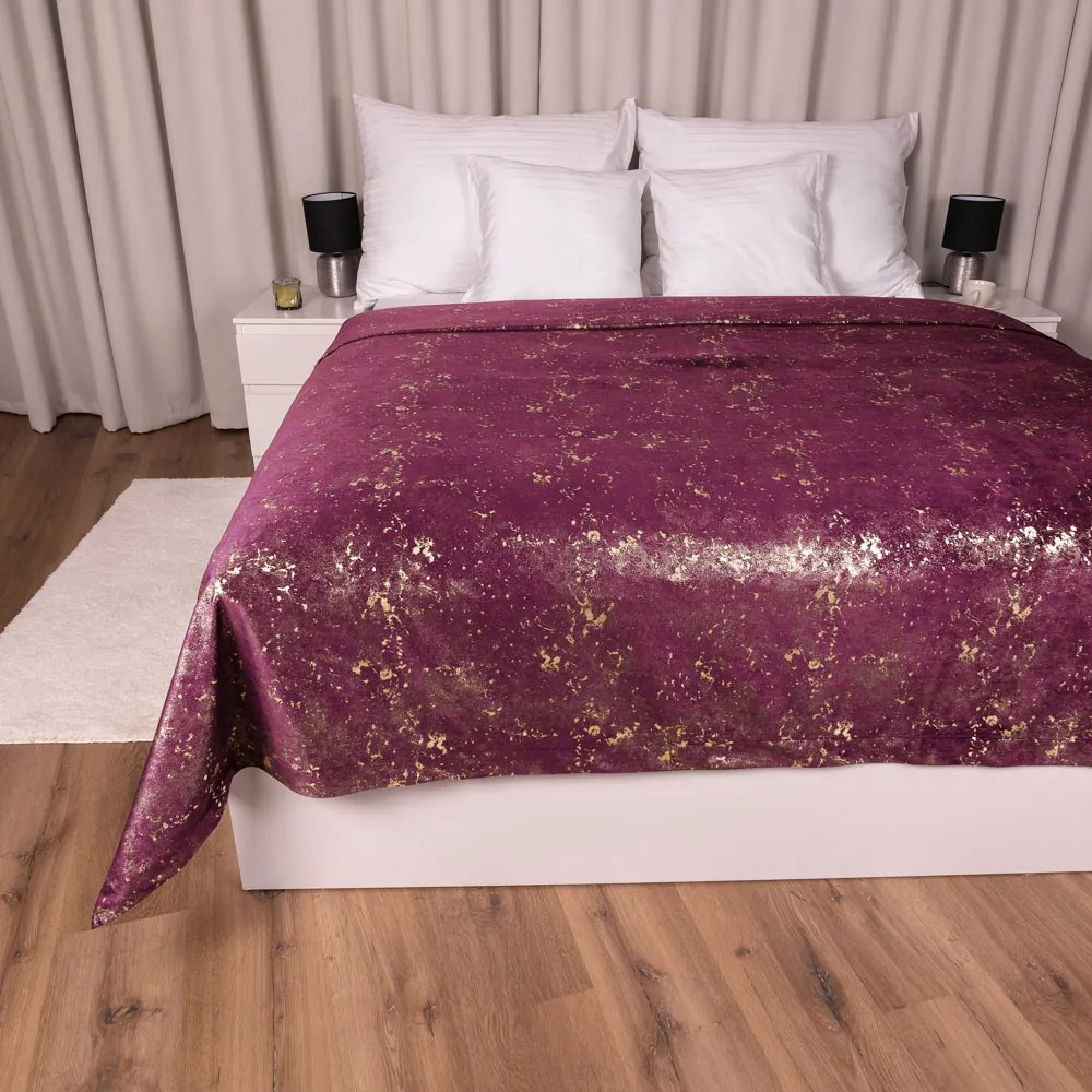Biante Zamatový prehoz na posteľ Isabela IBL-006 Gold Design vínový 140x220 cm