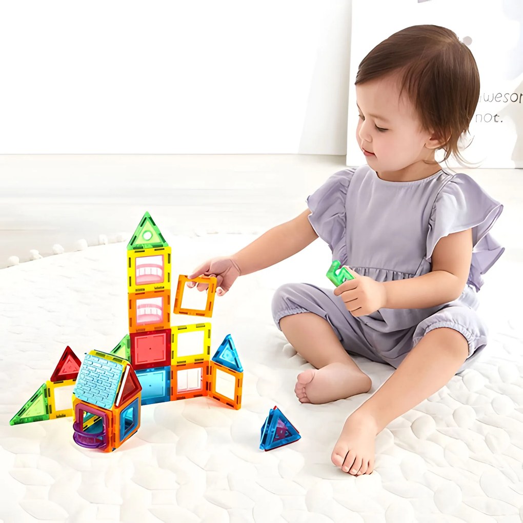 MULTISTORE Magnetická stavebnica 130 dielov – magnetické kocky 2D/3D, kolieska, šablóny, 3+