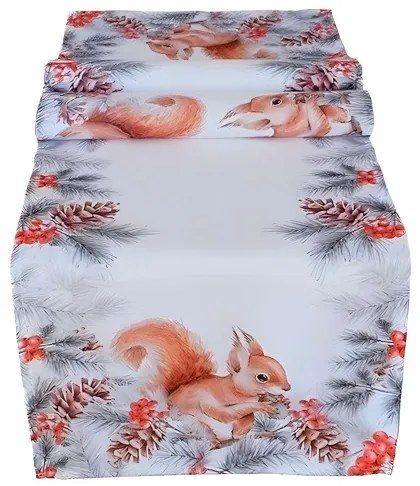 Obrus Veverička v ihličí 40x140 cm