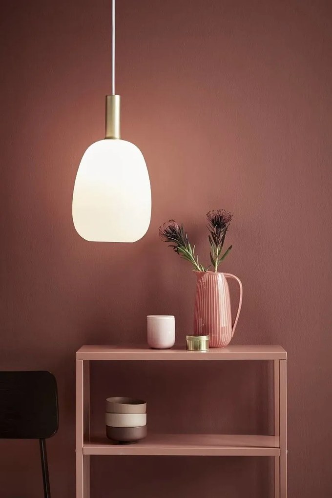 Nordlux Závesný luster z opálového skla Alton pre žiarovku E27 ø23cm 47303001