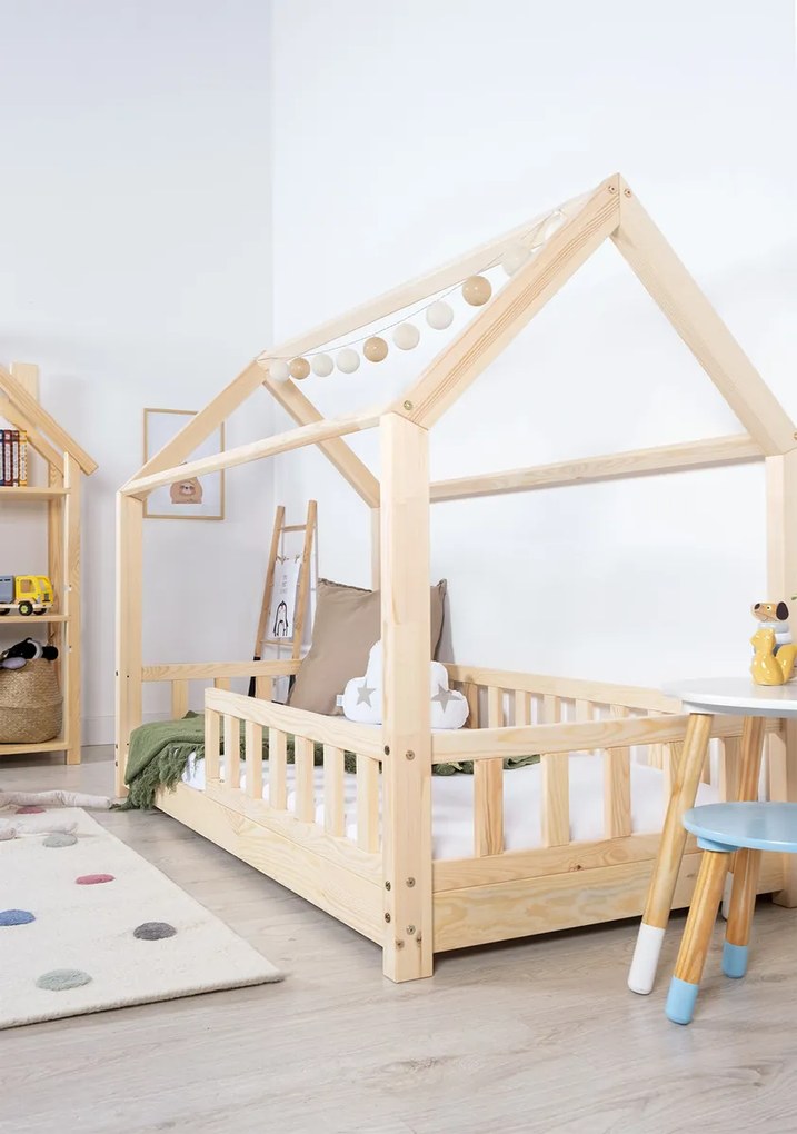 Ourbaby 23450-0 House bed Tea 200x140 cm prírodná