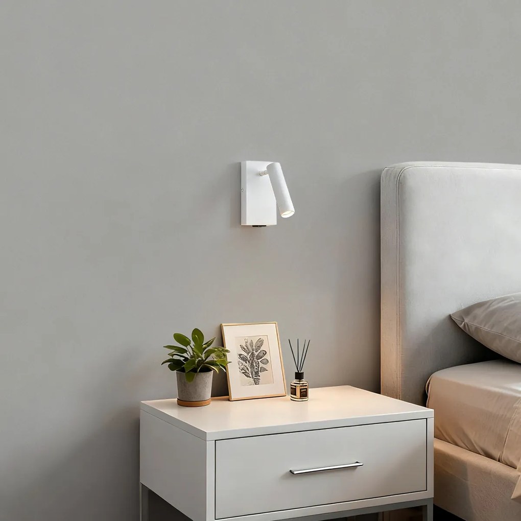 Moderné nástenné svietidlo biele nastaviteľné s USB-C - Croft