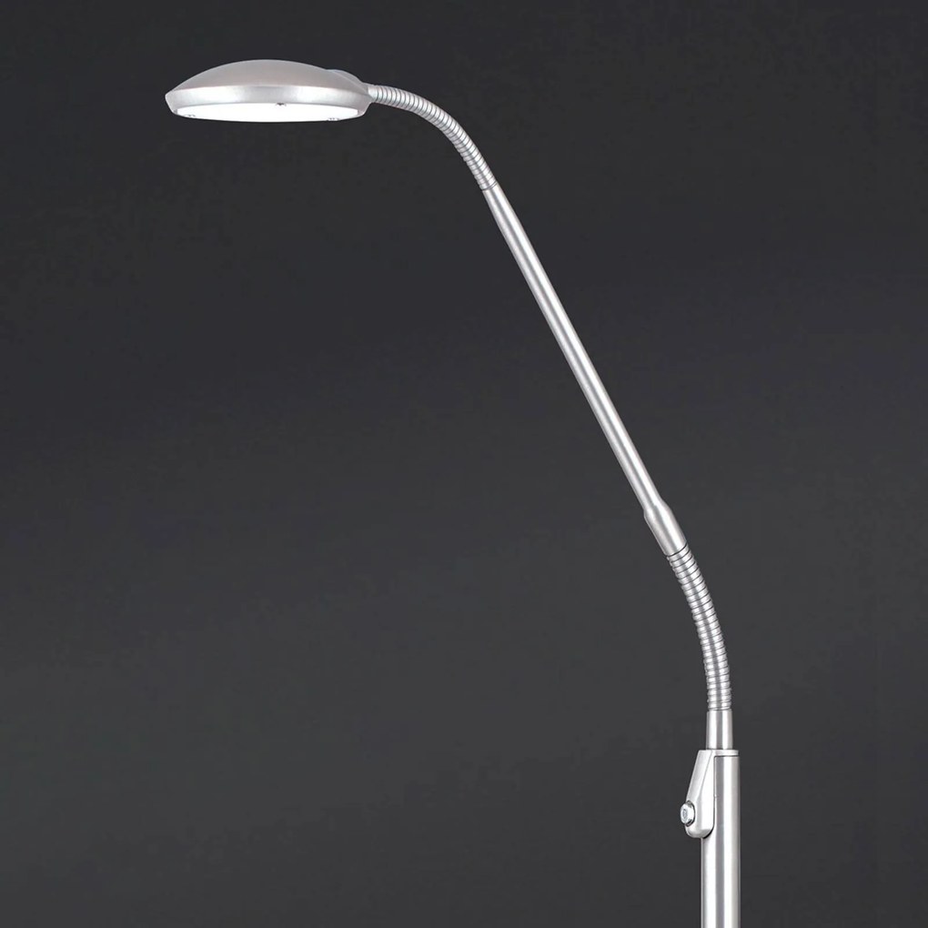 Stojaca LED lampa Cobra niklovej farby 1-pl.