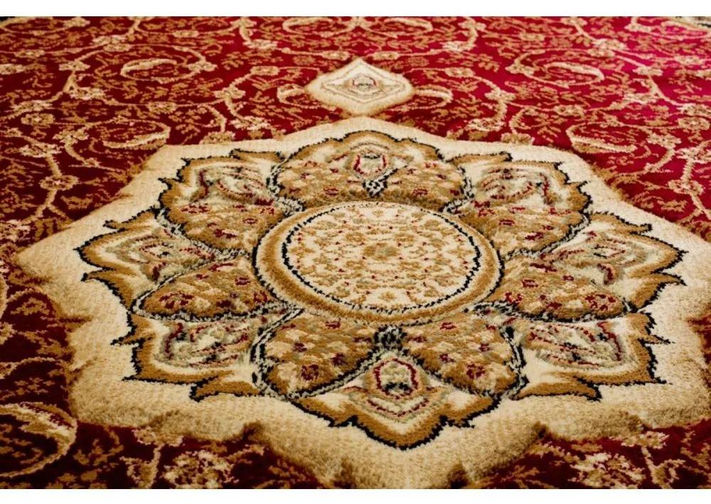 Kusový koberec klasický vzor 2 bordó ovál 150x295cm