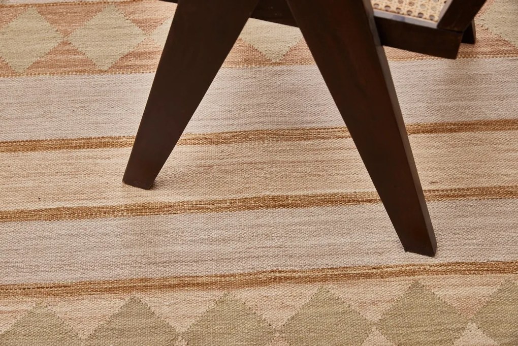 Diamond Carpets India, Ručne viazaný kusový koberec Cosmati DESP P121 Beige Mix, 240x300, béžová, chodba / predsieň