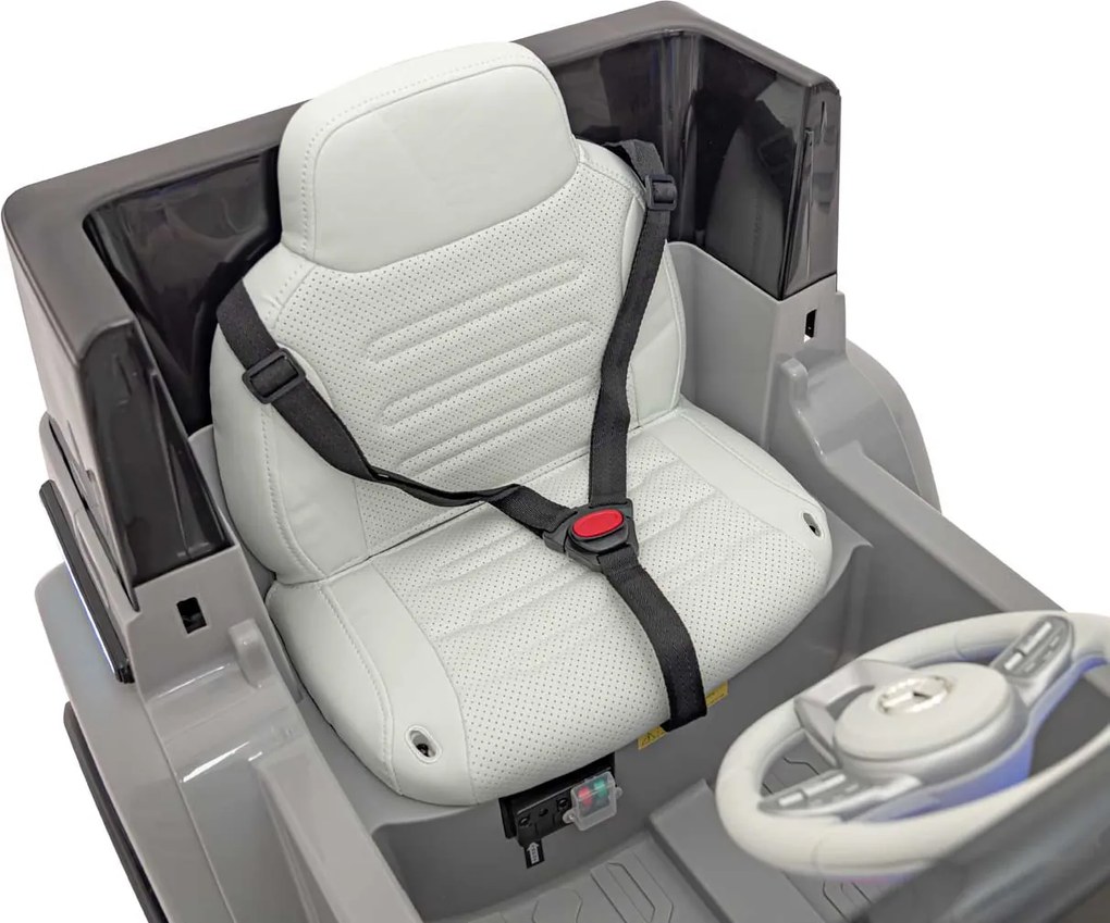 Ramiz Vozidlo Mercedes Benz EQG Strieborná