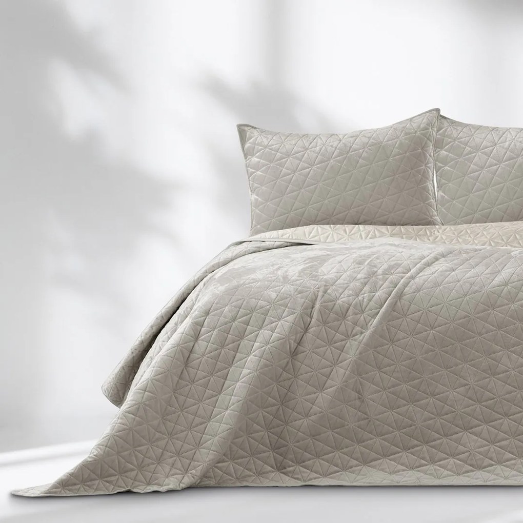 Prešívaný prehoz na posteľ LAILA 170x270 béžový