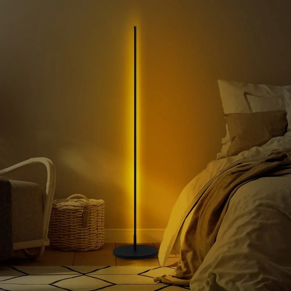 Čierna LED stojacia lampa (výška 153 cm) Only – Opviq lights