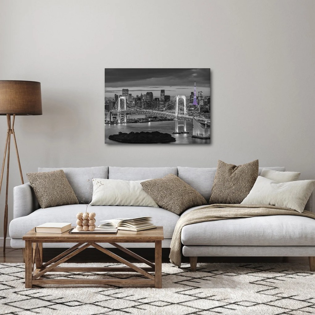 Obraz - Veľkomesto s fialovou vežou (70x50 cm)