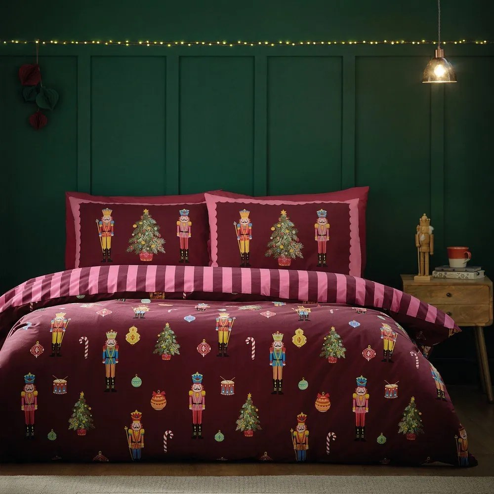 Ružové/fialové obliečky na dvojlôžko 200x200 cm Nutcracker Stripe – Catherine Lansfield