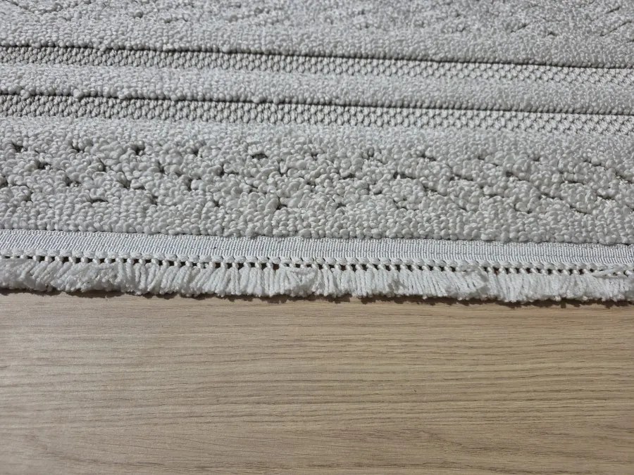 DC Koberec Milano 090 krémová Rozmer: 160×220 cm