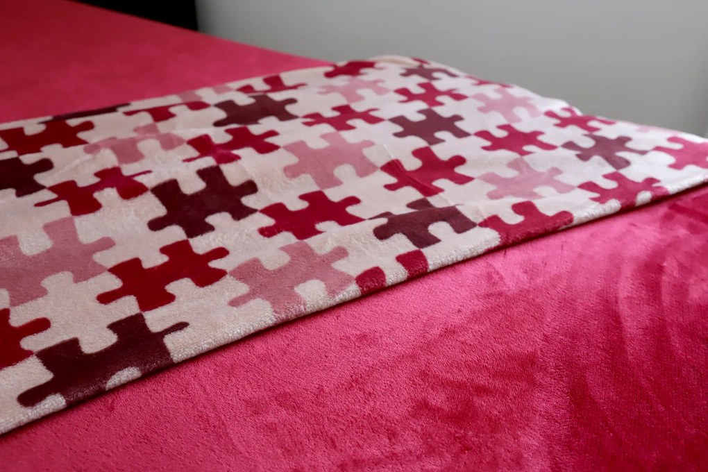 Home Elements Mikroflanelová deka, červená, puzzle