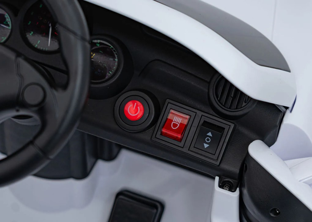 Ramiz Vozidlo RUF CTR3 Biela