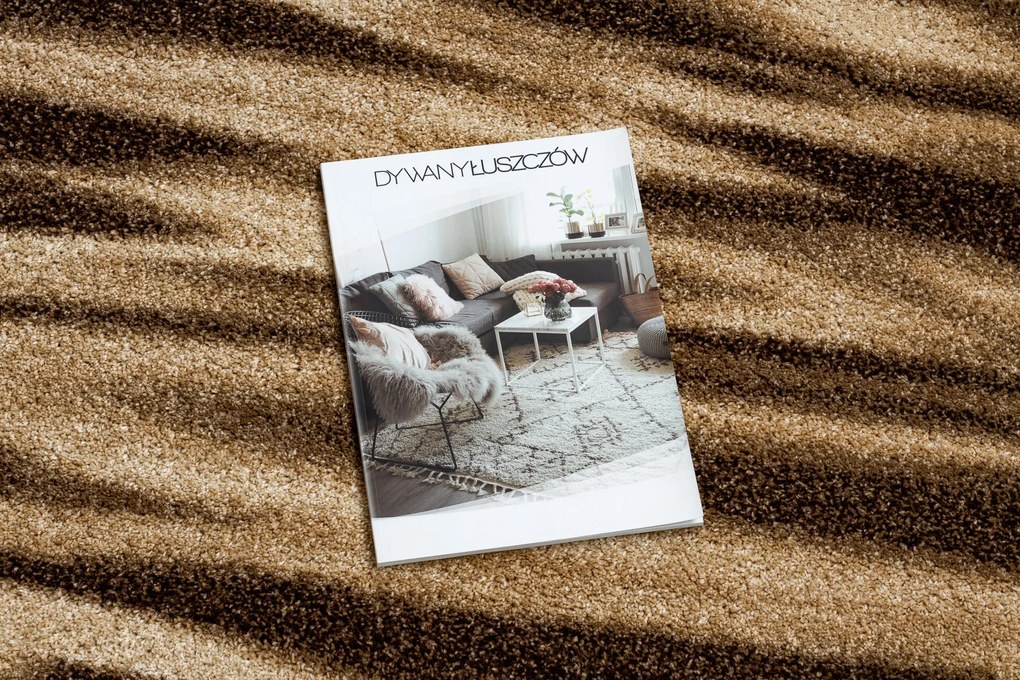 Behúň KARMEL FRYZ - ARABICA hnedý