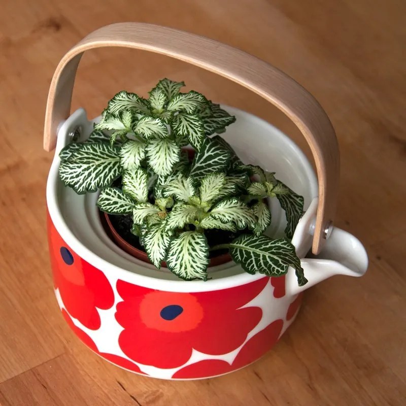 Kanvica Oiva Unikko 0,7l, červeno-biela