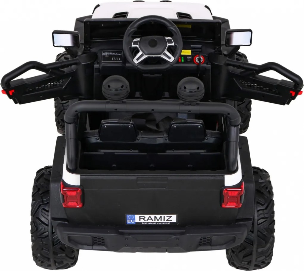 Ramiz Master of Terain Biele vozidlo