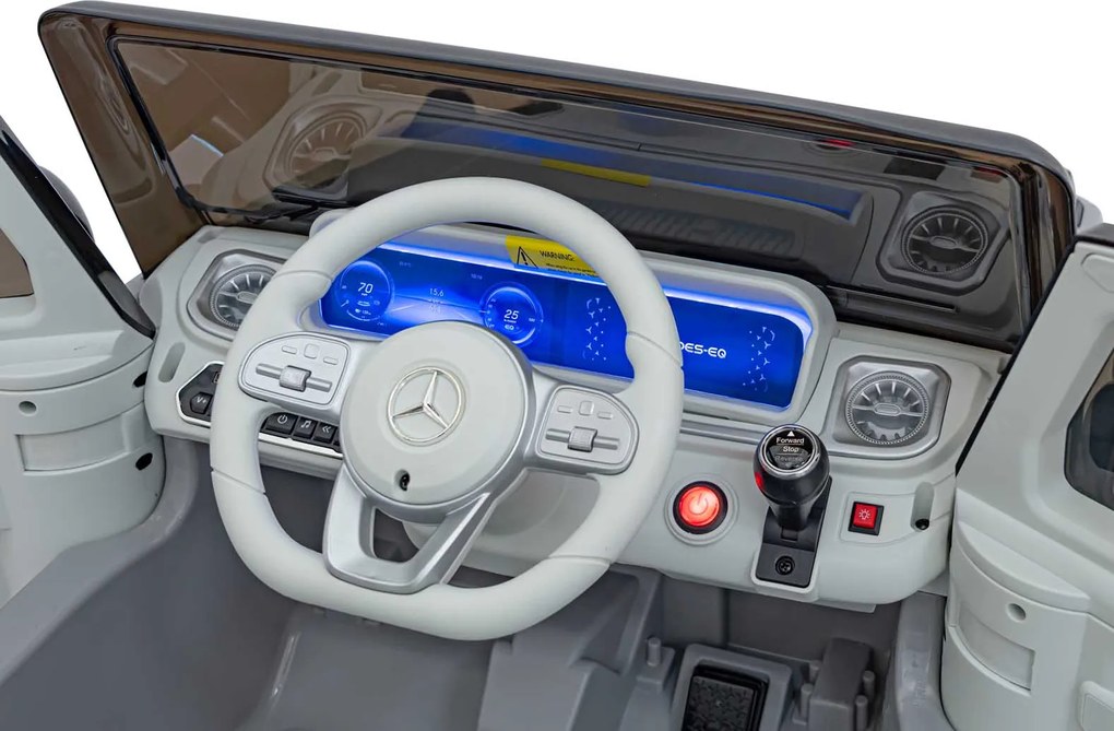 Ramiz Vozidlo Mercedes Benz EQG Strieborná