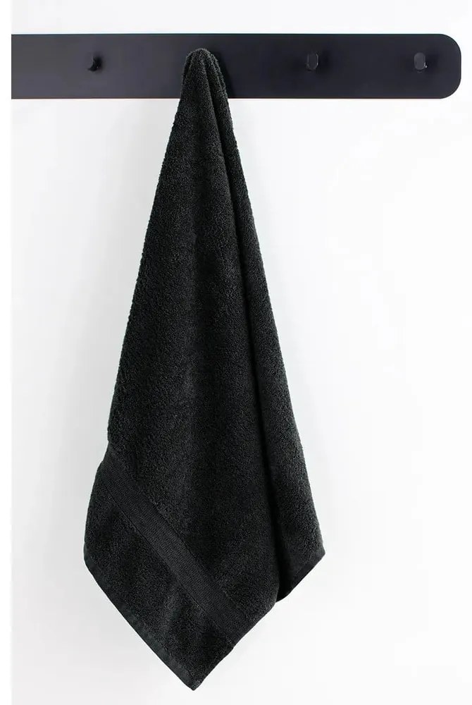 Set 8 čiernych uterákov a 2 osušiek DecoKing Marina Black