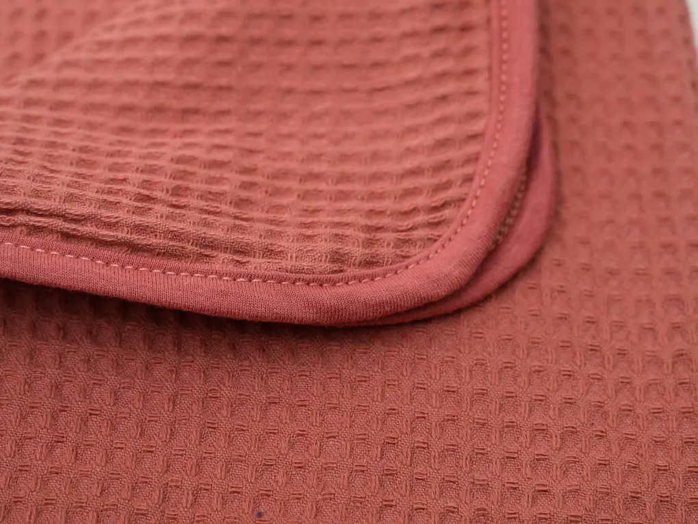 Detská bavlnená deka do postieľky DREAMLINE 75x100 cm - viac farieb Farba: Červená