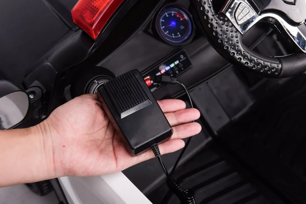 Ramiz Super-policajné vozidlo, policajné auto