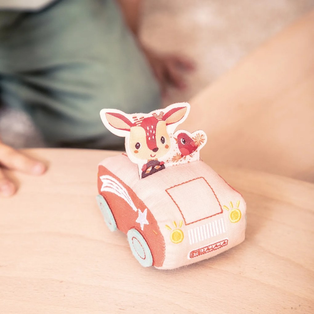 Lilliputiens - Pull-back autíčko s jelenčekom Stellou