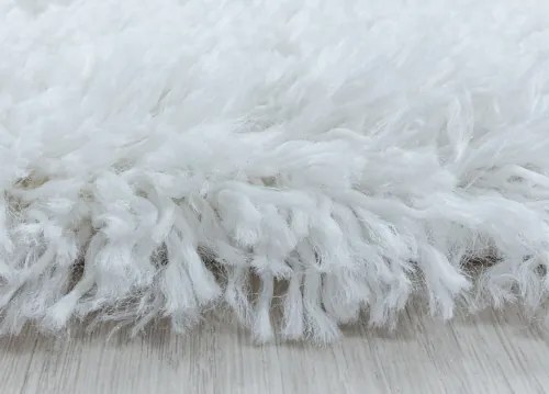 Koberce Breno Kusový koberec FLUFFY 3500 White, biela,80 x 150 cm