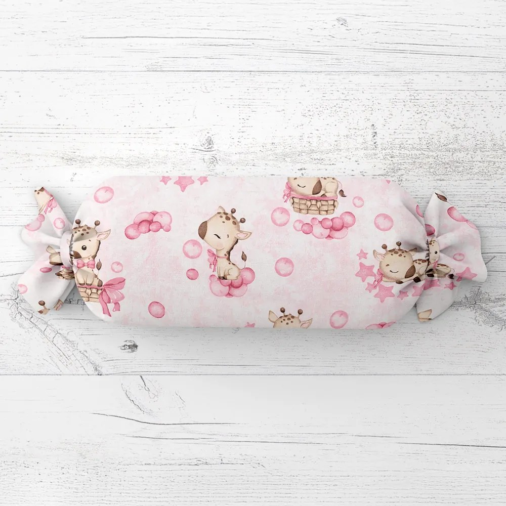 Biante Detský vankúš valec bonbon Sandra SA-438 Ružové žirafy na bielom 15x40 cm