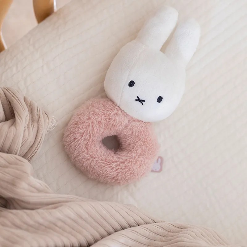 Hrkálka králiček Miffy Fluffy Pink