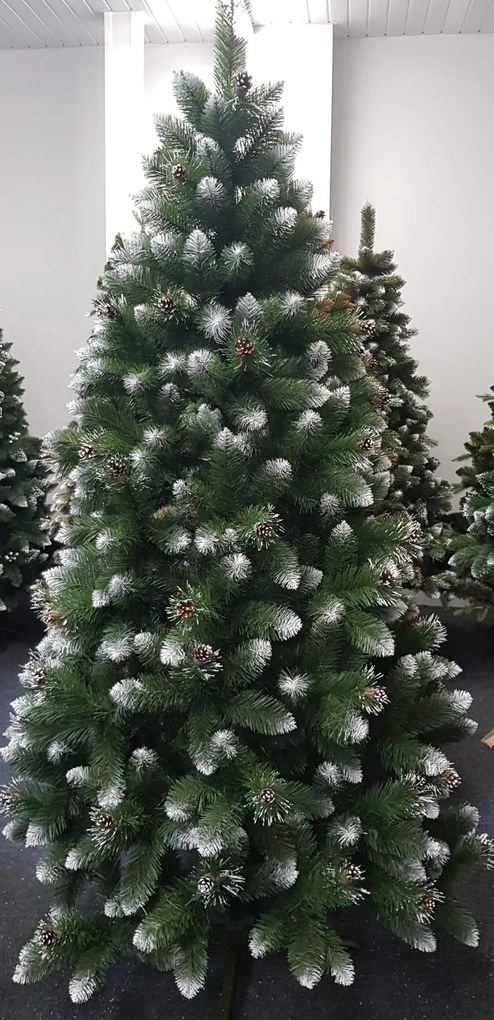 Vianočný stromček Verona 220 cm