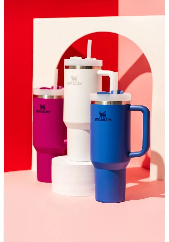 Biela termoska so slamkou z nehrdzavejúcej ocele 1,18 l Quencher H2.0 FlowState Tumbler Frost – Stanley