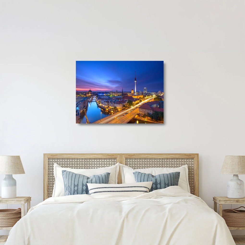 Sklenený obraz - Modré nebo nad Berlínom (70x50 cm)