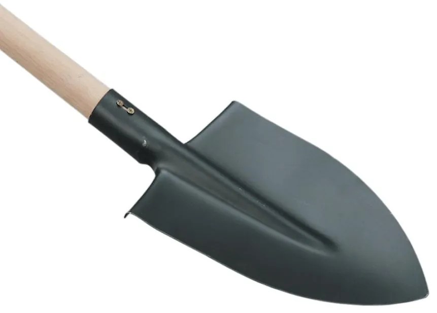 Čierny rýľ s drevenou násadou 08637