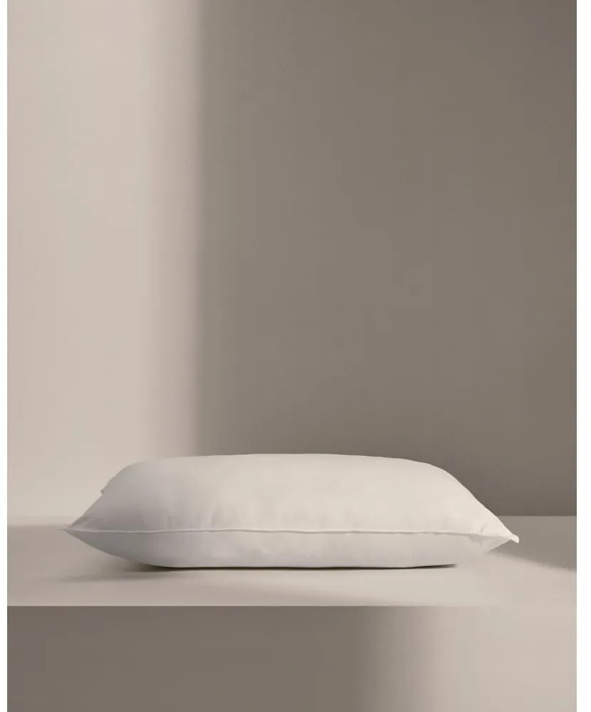 Vankúš 50x80 cm Fluff – Kave Home