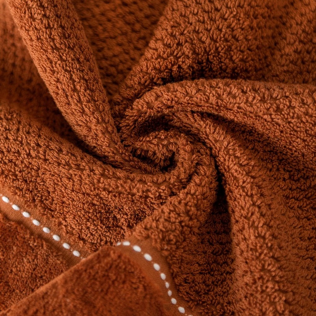 BAVLNENÝ UTERÁK SALADO 50X90 CM TEHLOVÁ