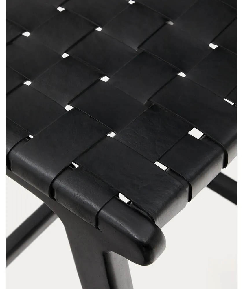 Čierna barová stolička z mahagónového dreva Calixta – Kave Home