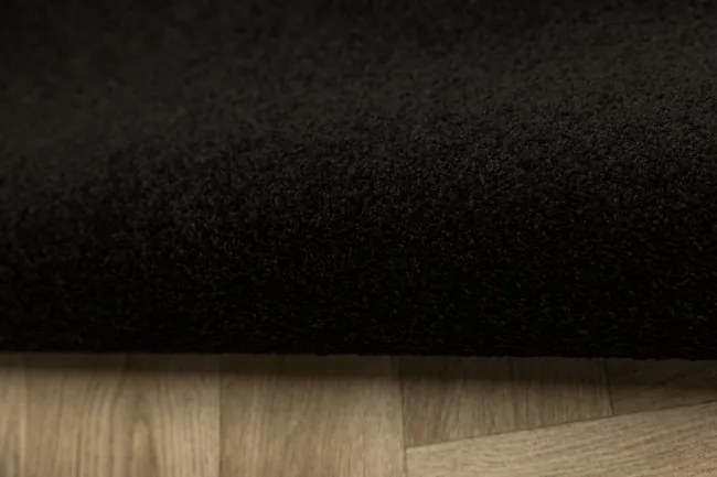 Metrážny koberec Romance-Elite 278 čierny