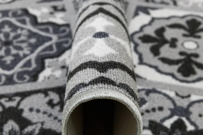 Protišmykový koberec PATCHWORK 19 New sivý