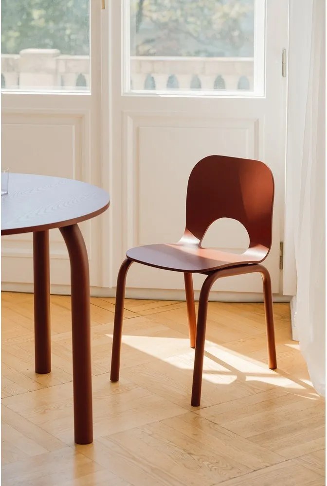 Červená jedálenská stolička Atto – noo.ma