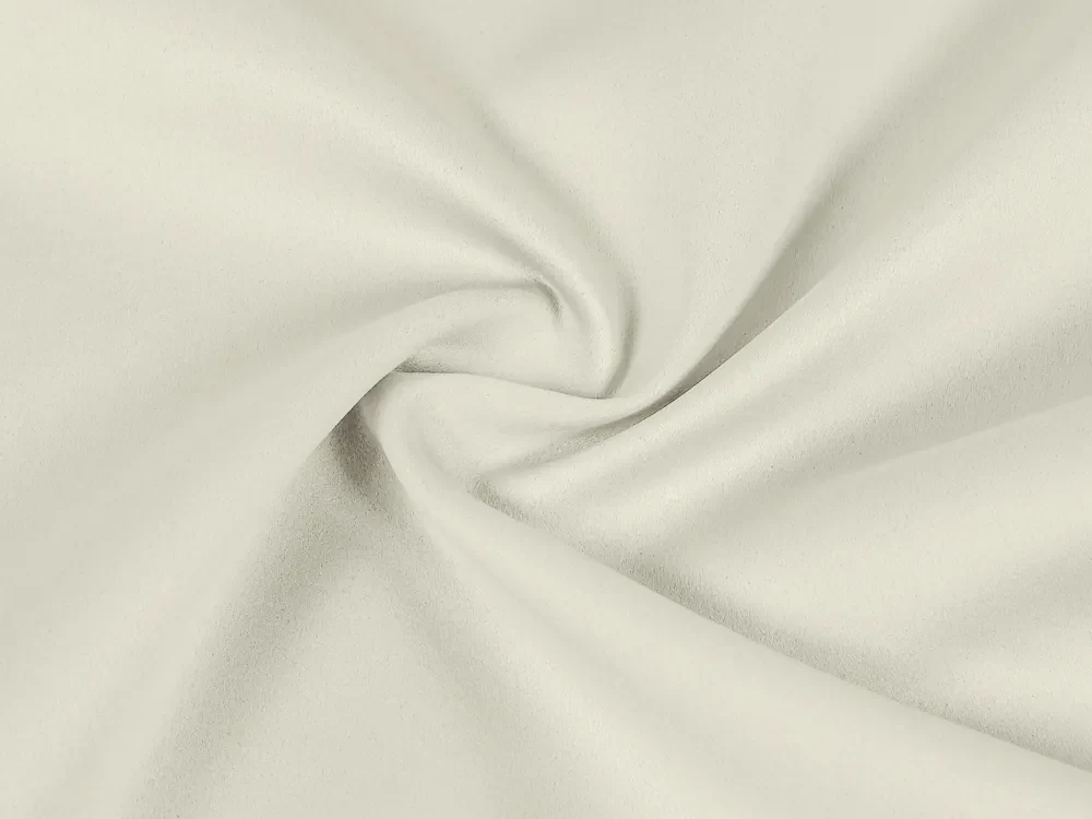 Biante Dekoračný štvorcový obrus BKU-110 Slonová kosť 130x130 cm