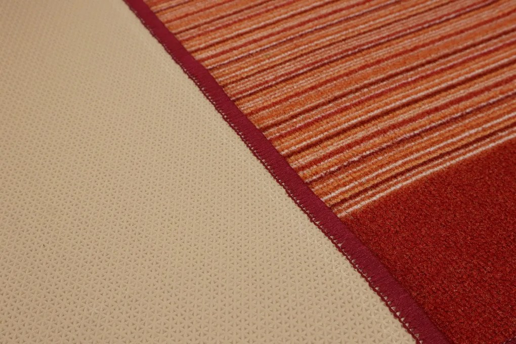 Associated Weavers, Protišmykový behúň na mieru Carnaby 84, šíre 67 cm, červená, chodba / predsieň