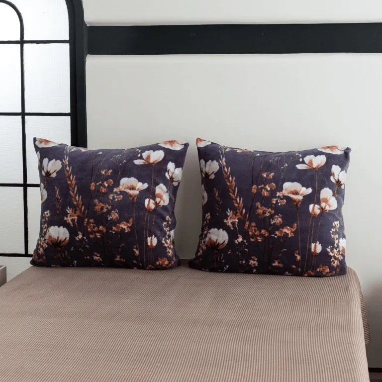 Obojstranná obliečka na vankúšik DUO SENSE ARVENA 45x45 cm mikroplyš/flanel, tmavo sivá