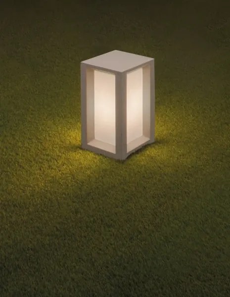 Vonkajšia záhradná lampa Castro 20 Svetlá sivé