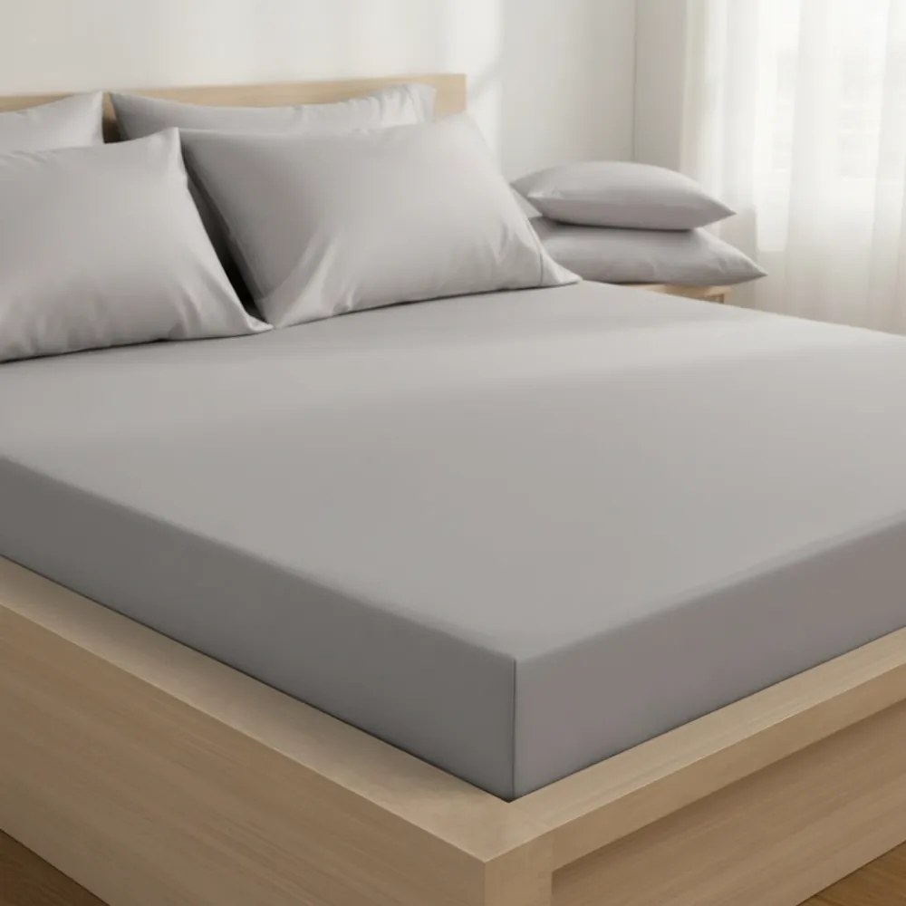 Kvalitex Saténové prestieradlo s gumou svetlosivá, 120 x 200 cm